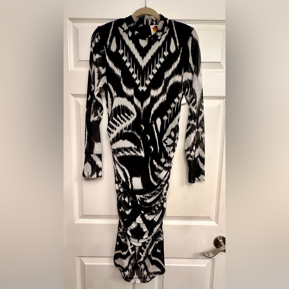 Farm Rio Ikat Ruched Tulle Midi-Dress - Picture 8 of 11